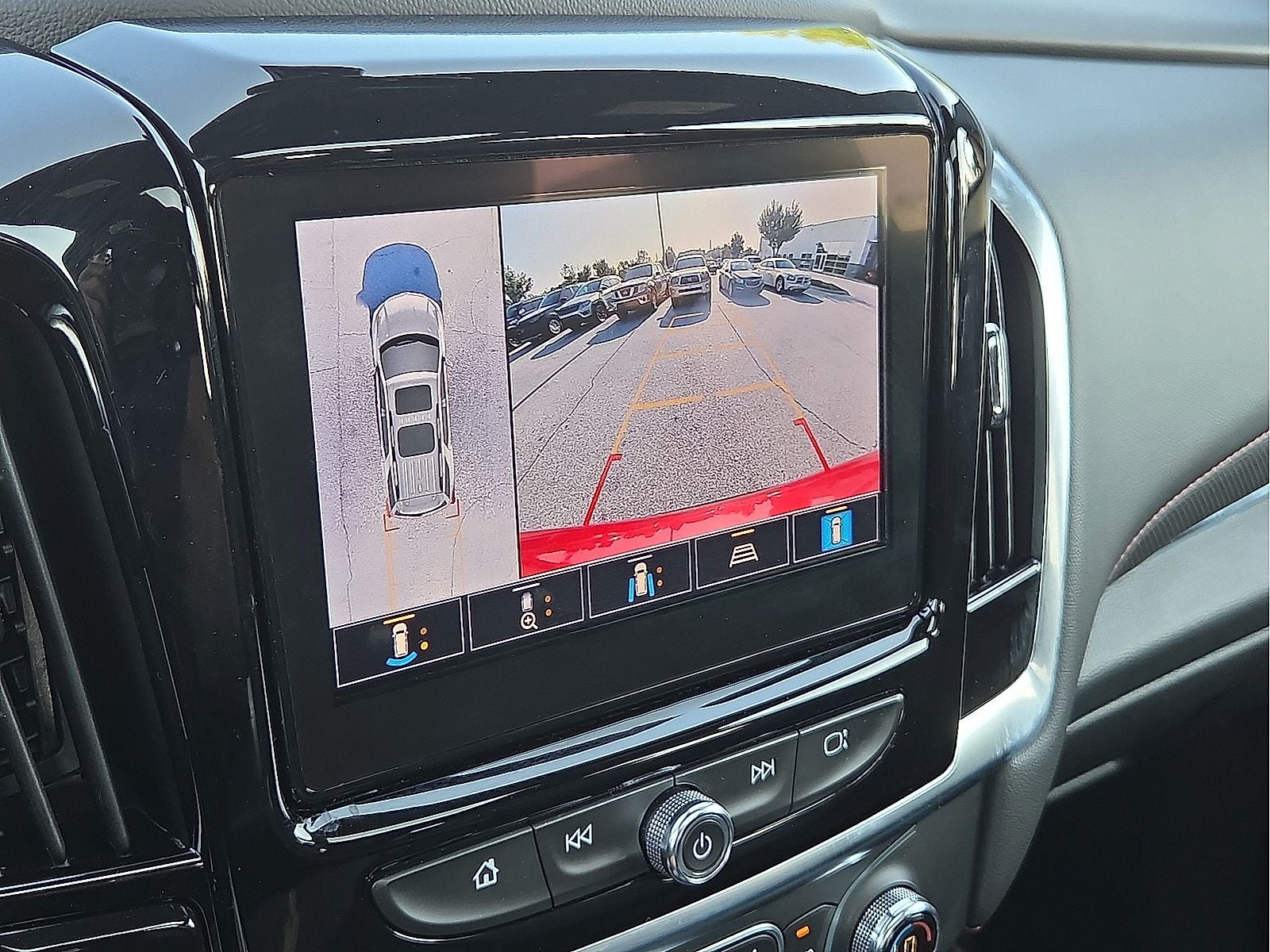 2022 Chevrolet Traverse RS