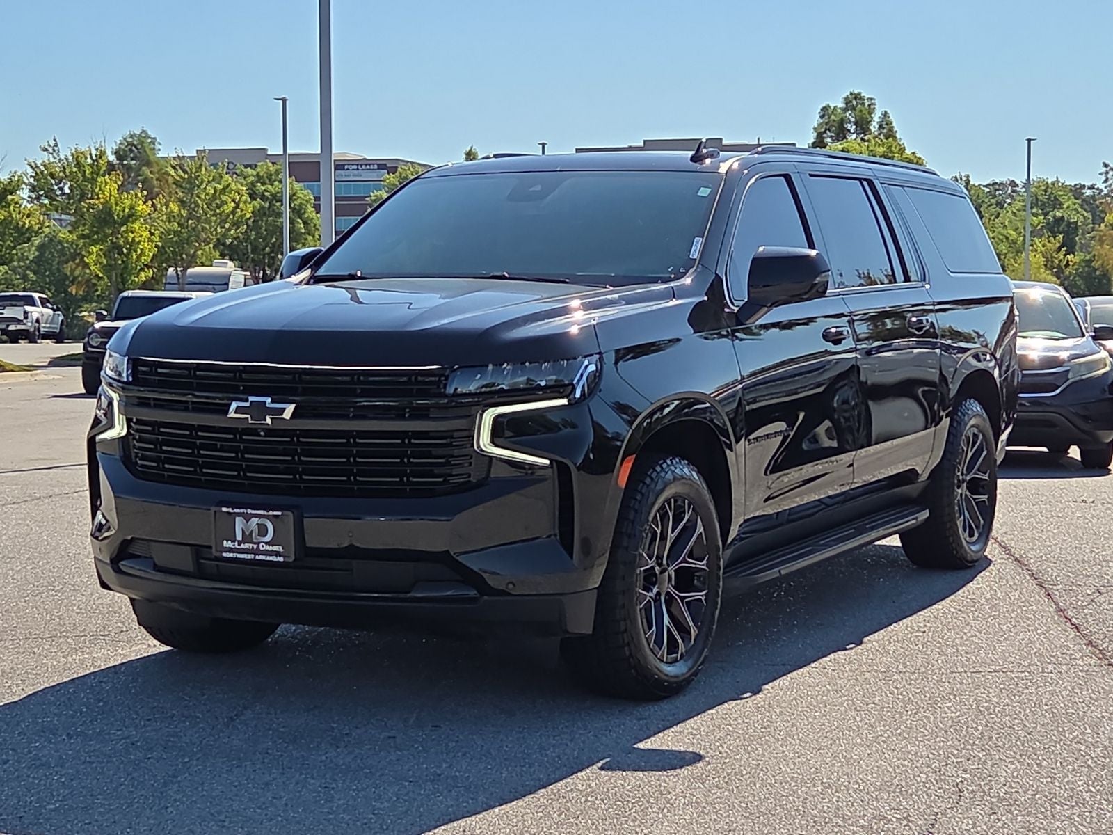 2023 Chevrolet Suburban RST