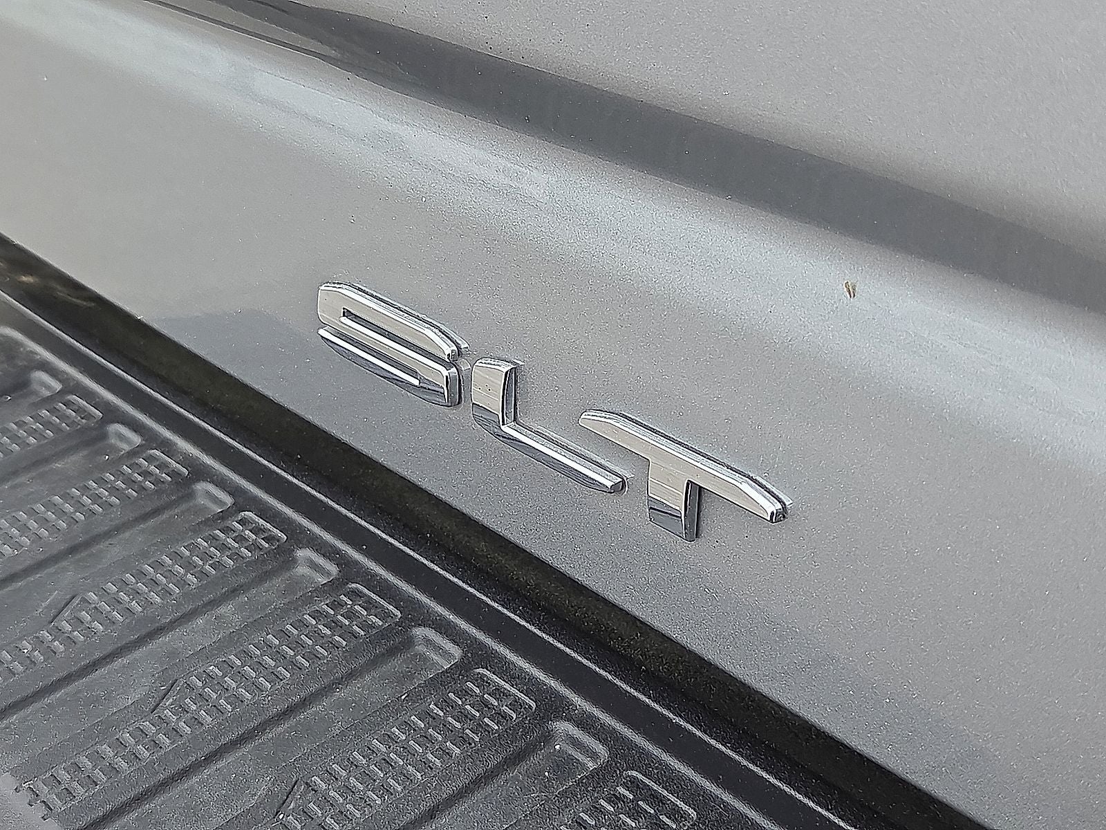 2025 GMC Sierra 2500HD SLT