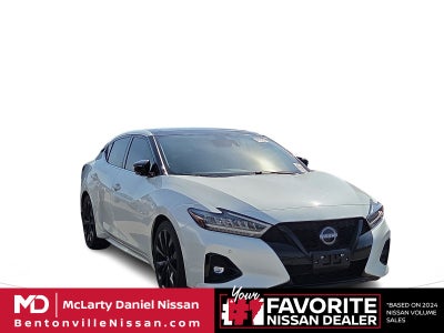 2023 Nissan Maxima SR