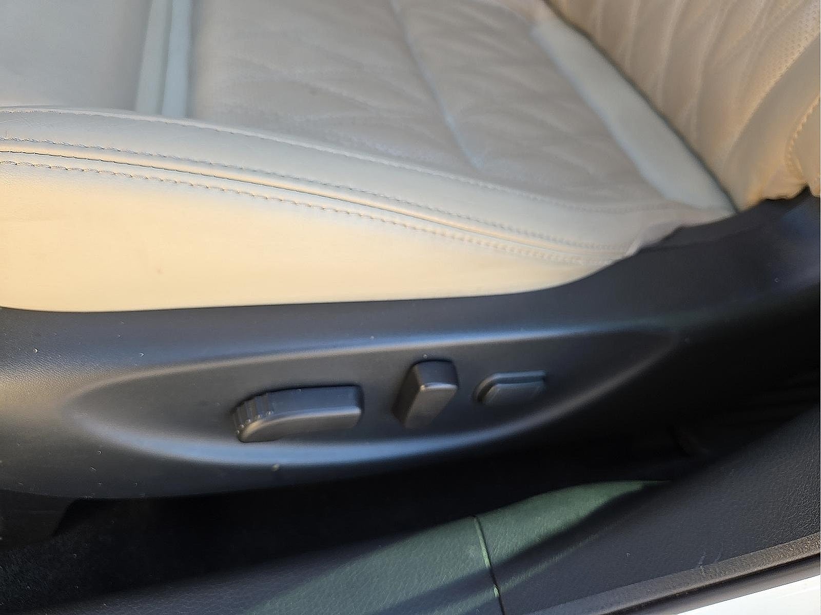 2023 Nissan Maxima Platinum