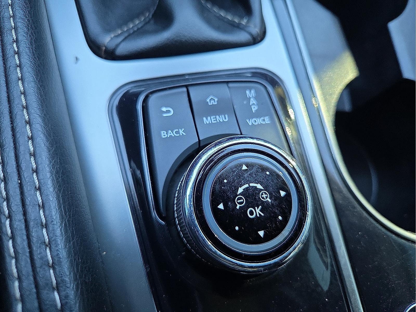 2023 Nissan Maxima Platinum