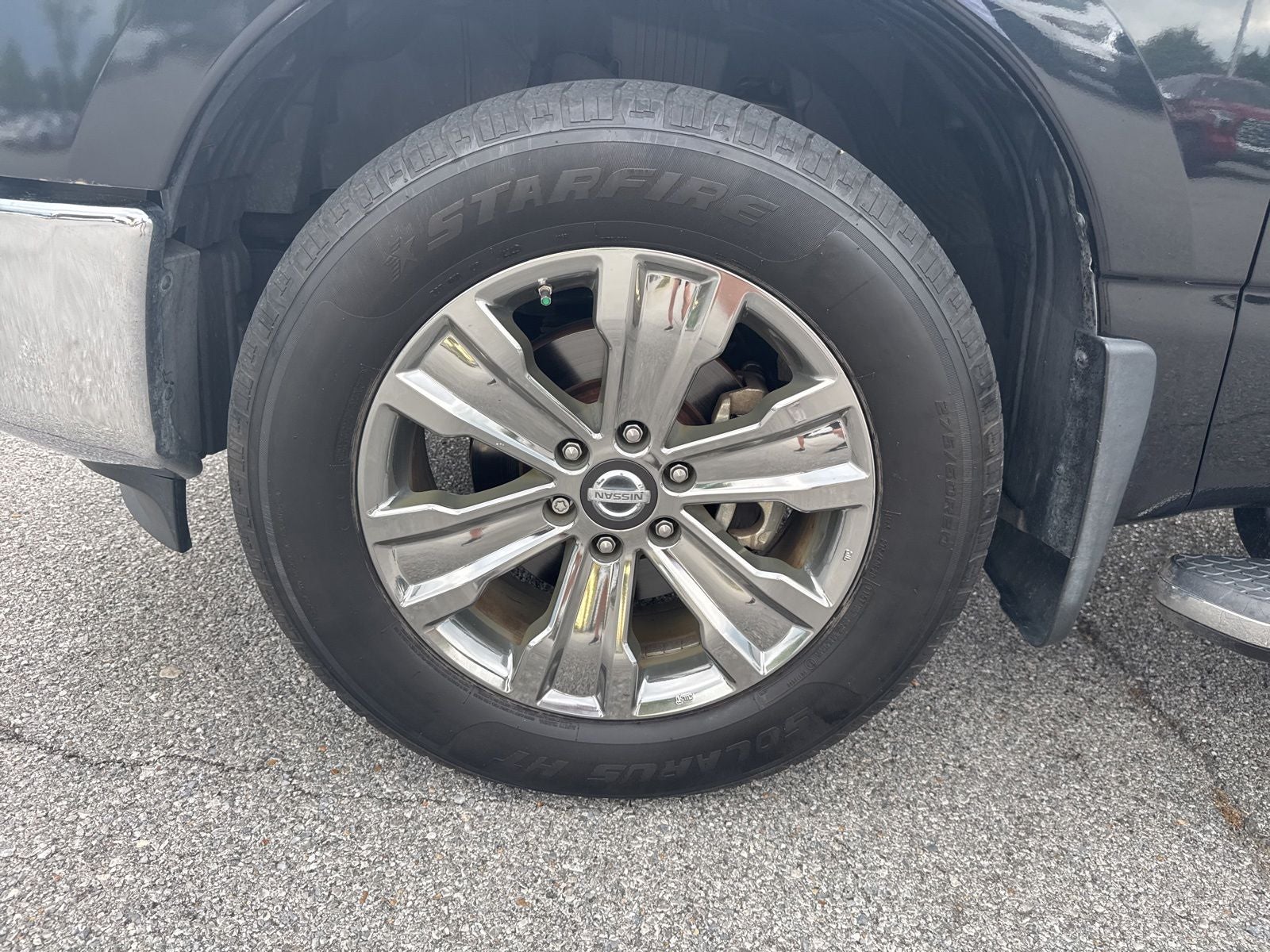 2018 Nissan Titan SV
