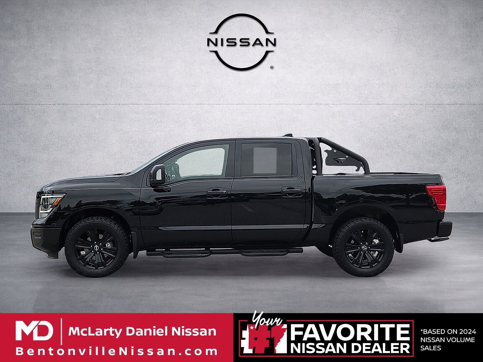 2023 Nissan Titan SV