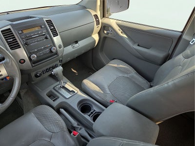 2010 Nissan Frontier LE