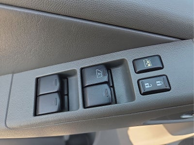 2010 Nissan Frontier LE