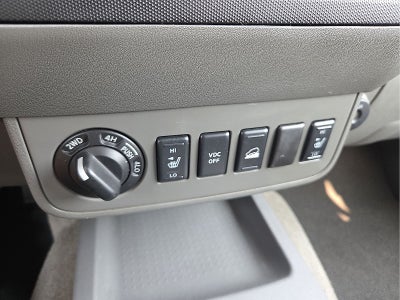2010 Nissan Frontier LE