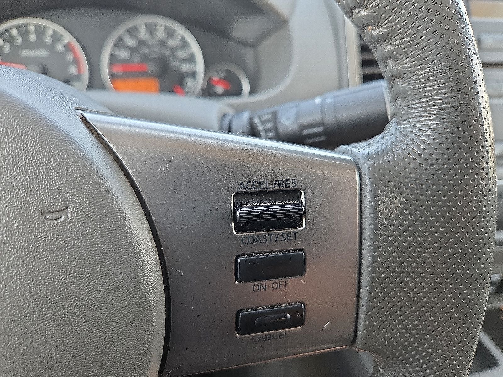 2010 Nissan Frontier LE