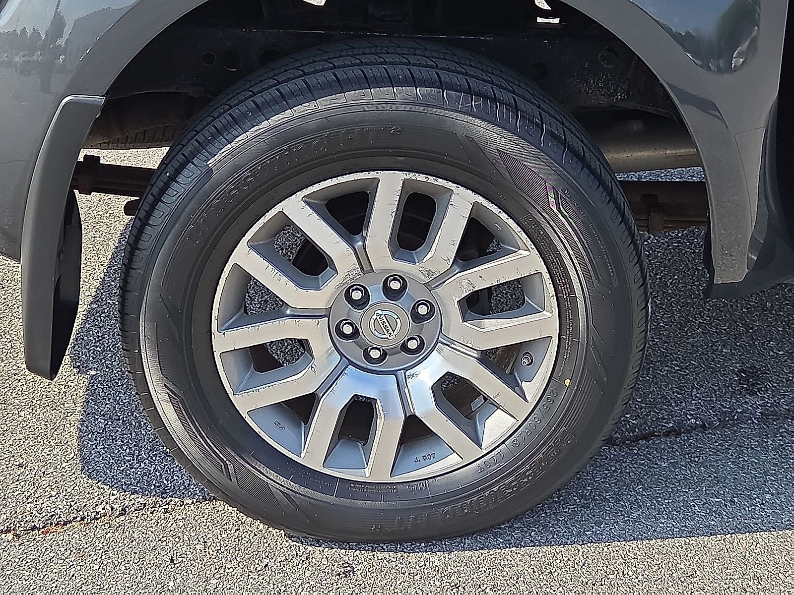 2010 Nissan Frontier LE