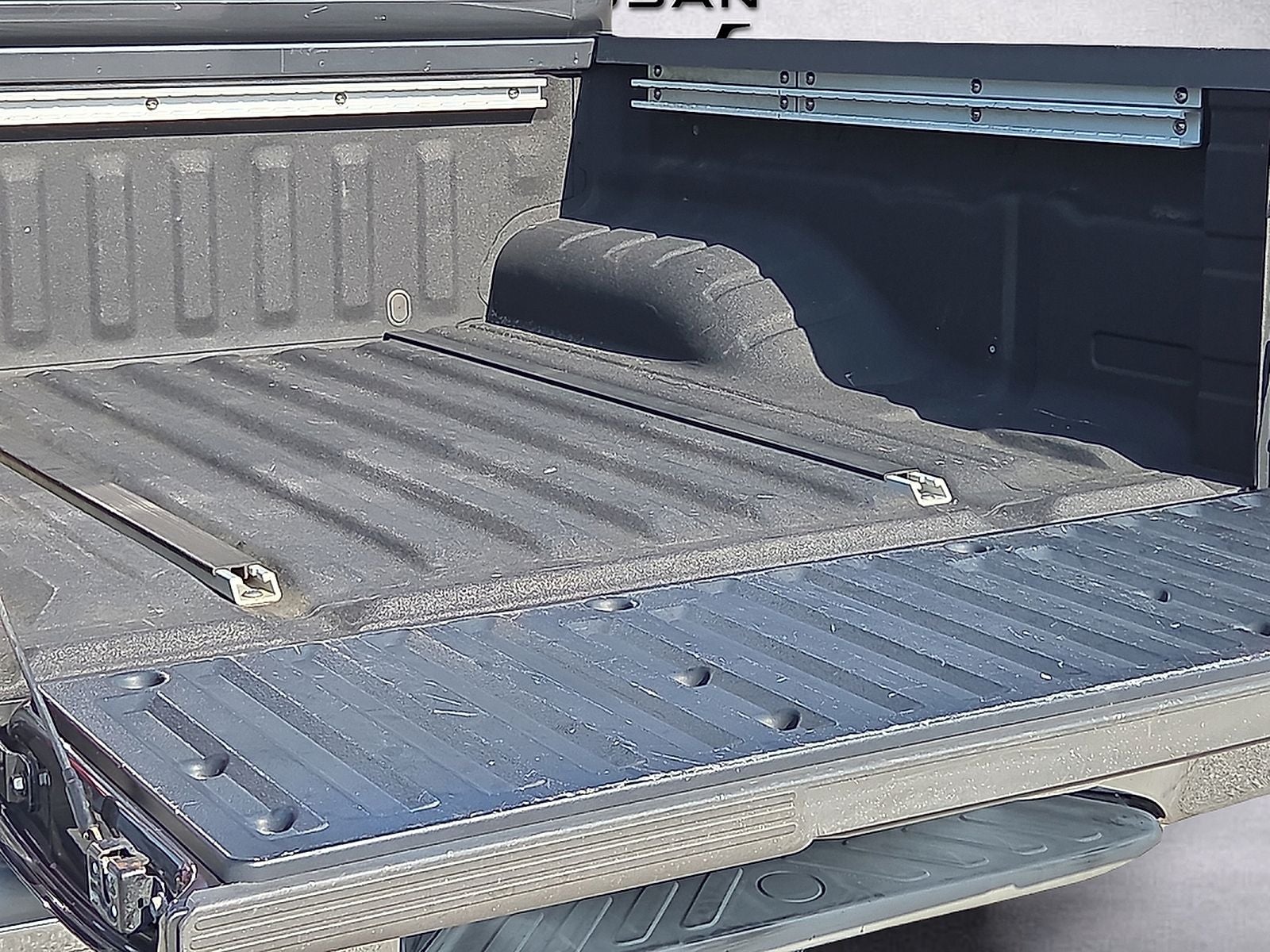 2010 Nissan Frontier LE