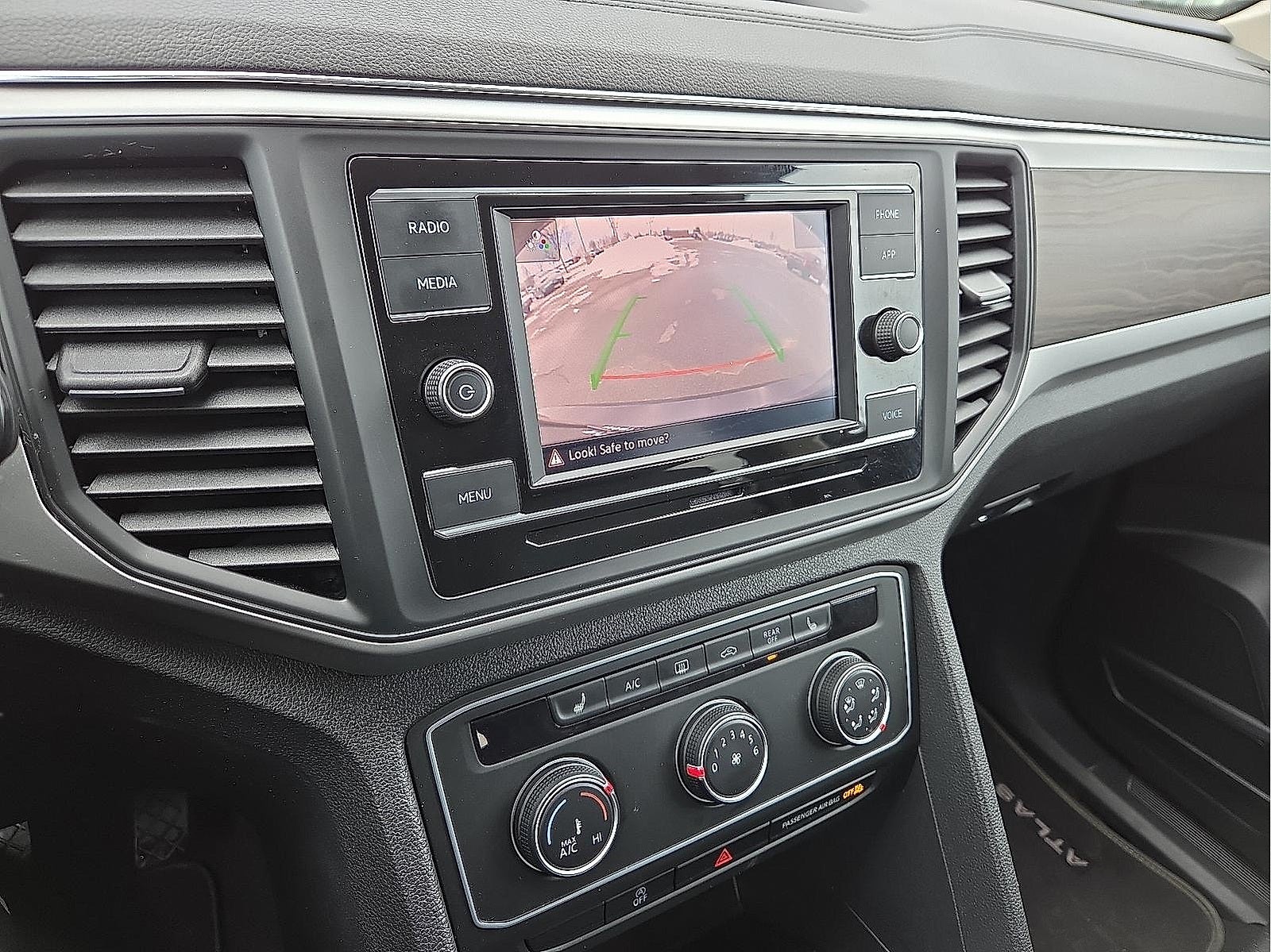 2023 Volkswagen Atlas 2.0T SE