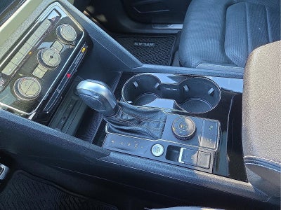 2023 Volkswagen Atlas Cross Sport 3.6L V6 SEL Premium R-Line