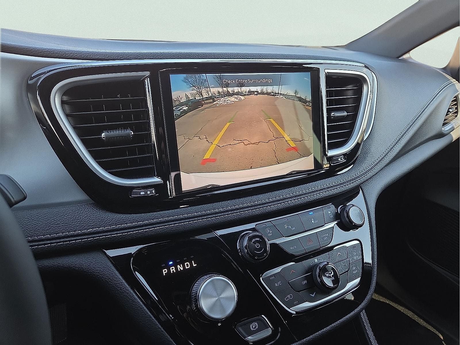 2025 Chrysler Pacifica Limited