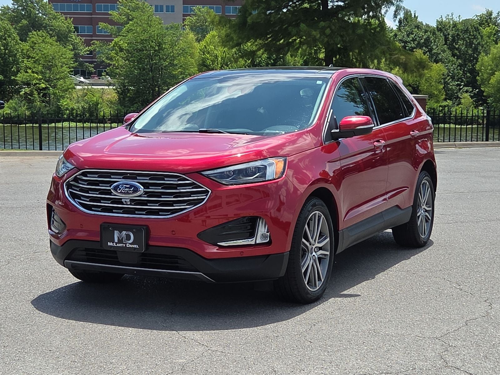 2022 Ford Edge Titanium