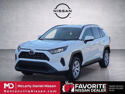2020 Toyota RAV4 LE