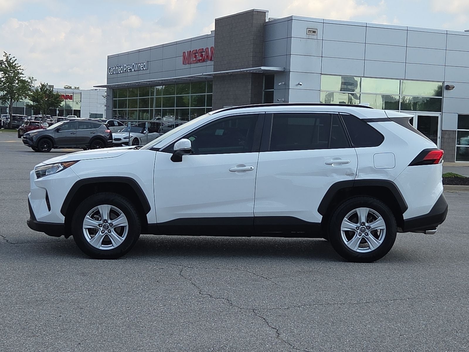 2020 Toyota RAV4 XLE