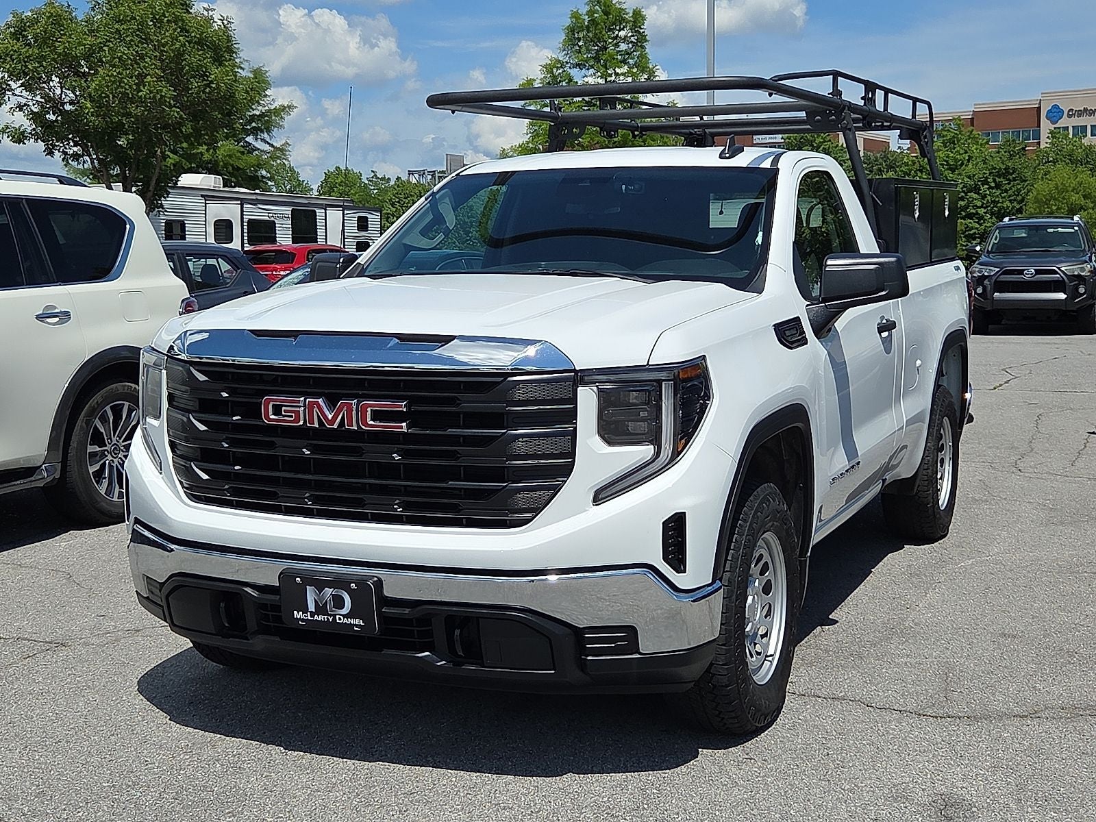 2025 GMC Sierra 1500 Pro