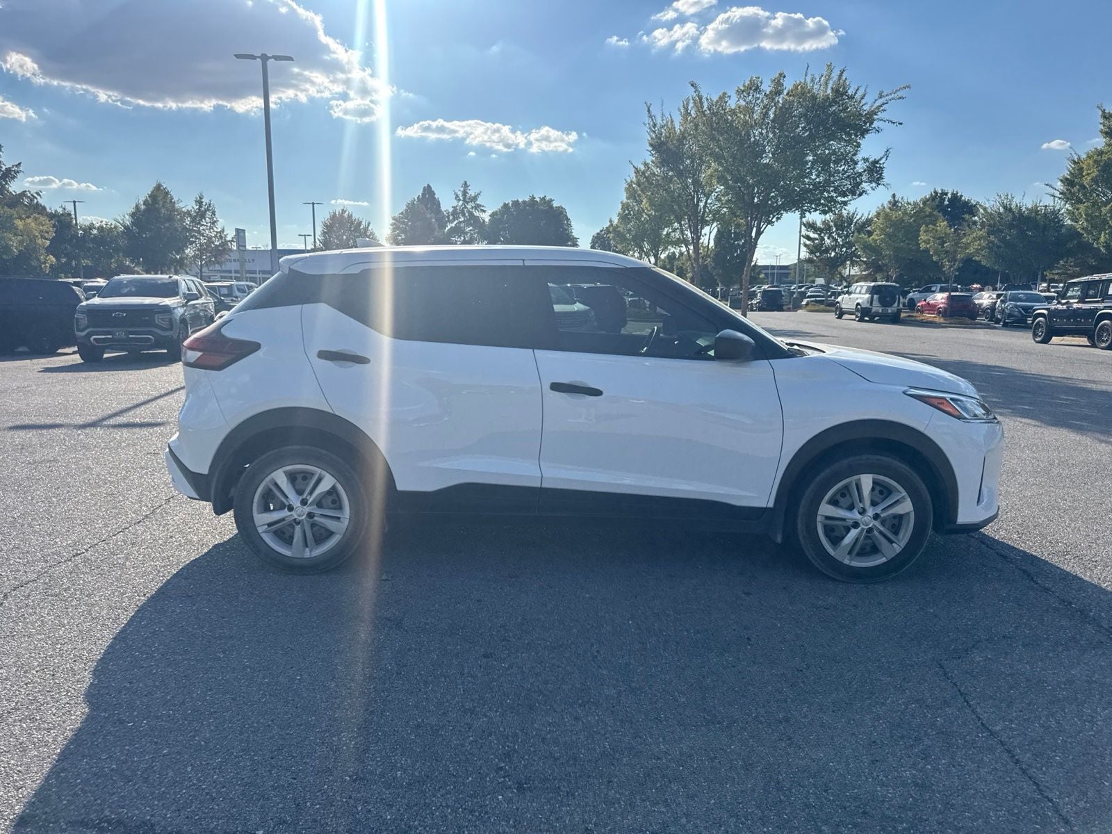 2024 Nissan Kicks S