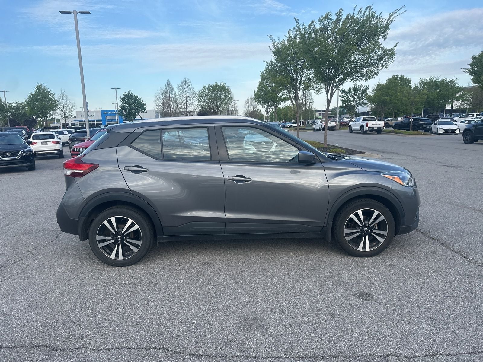 2019 Nissan Kicks SV