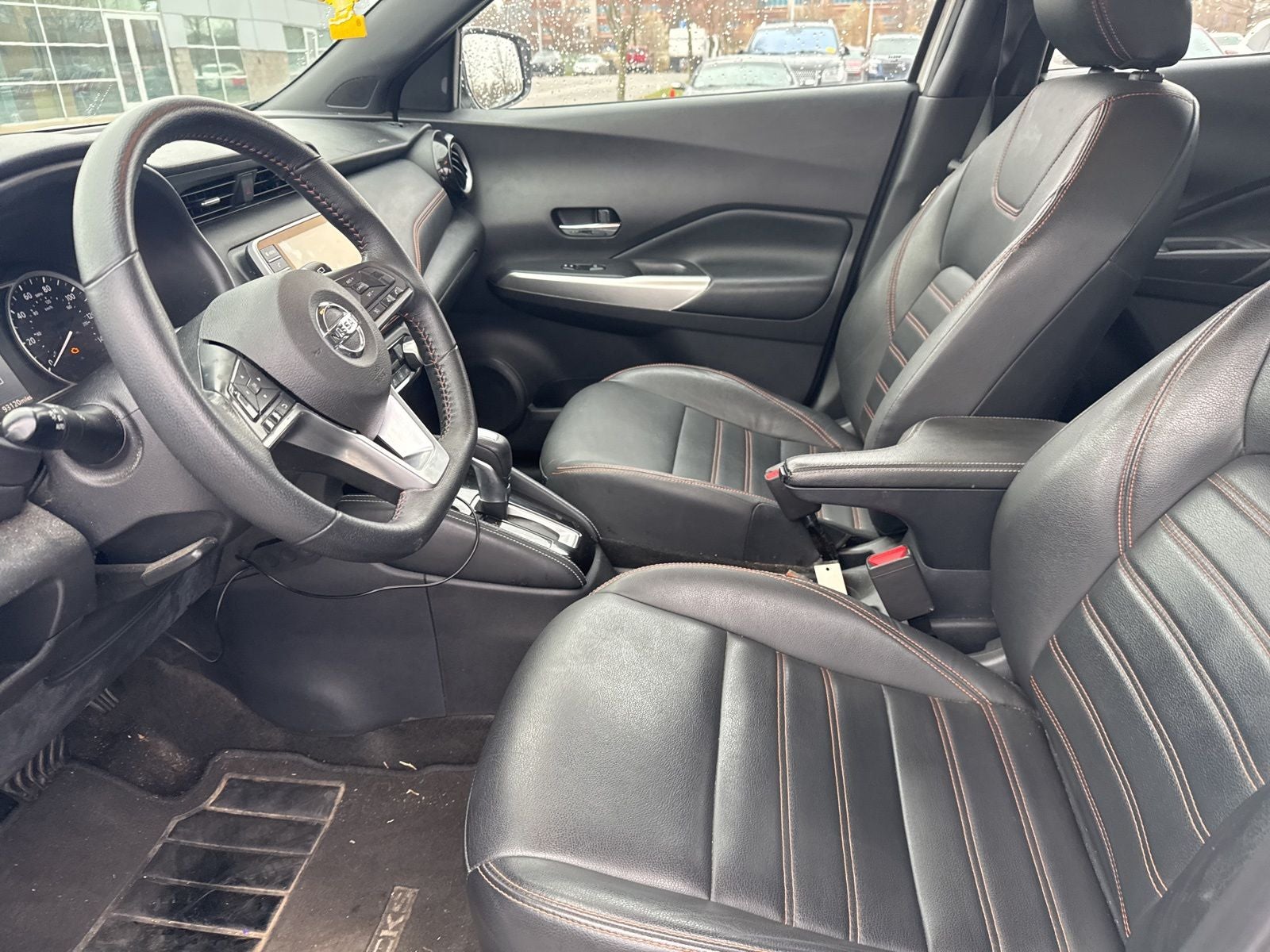 2020 Nissan Kicks SR