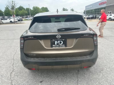 2025 Nissan Kicks S
