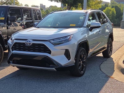 2022 Toyota RAV4 Hybrid SE