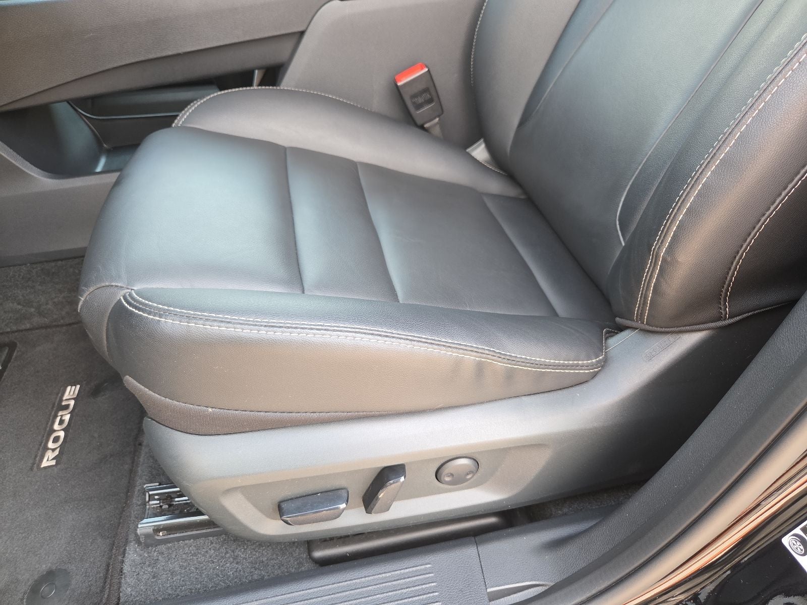 2026 Nissan Rogue SL