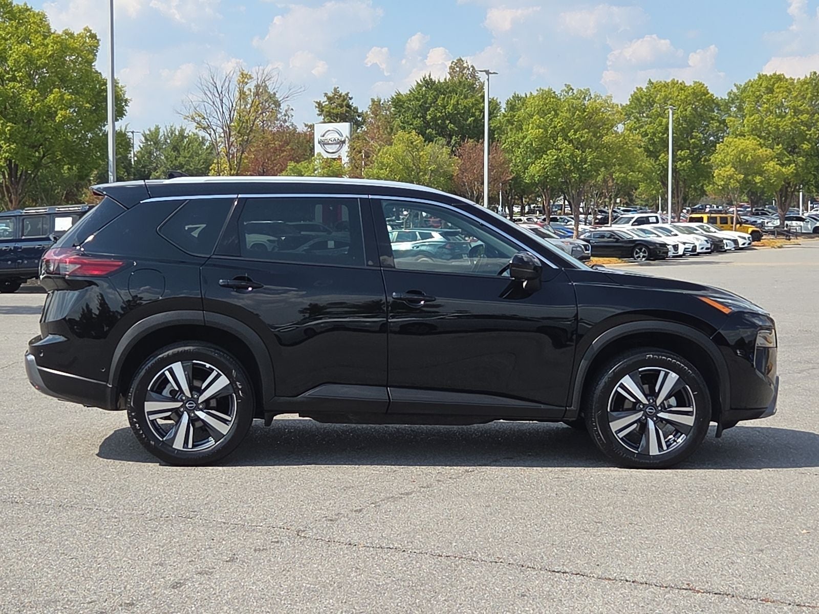 2026 Nissan Rogue SL