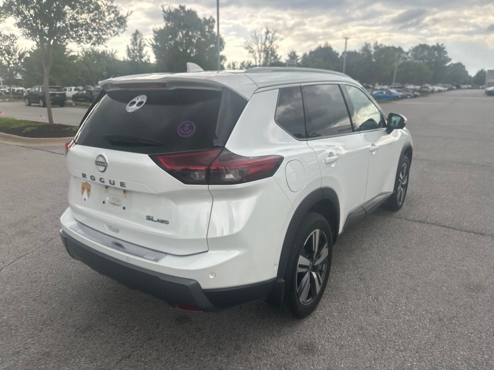 2024 Nissan Rogue SL