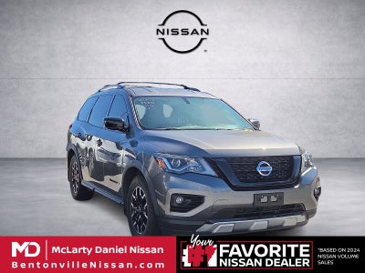 2020 Nissan Pathfinder SV