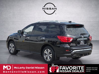 2020 Nissan Pathfinder SV