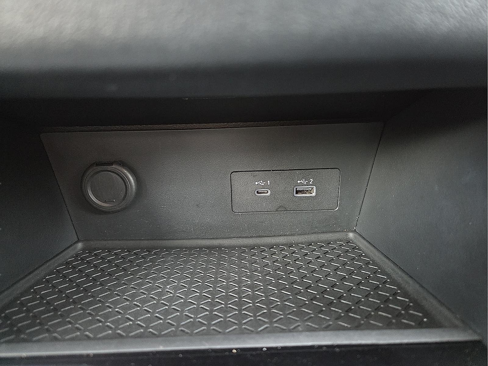 2023 Nissan Pathfinder SV