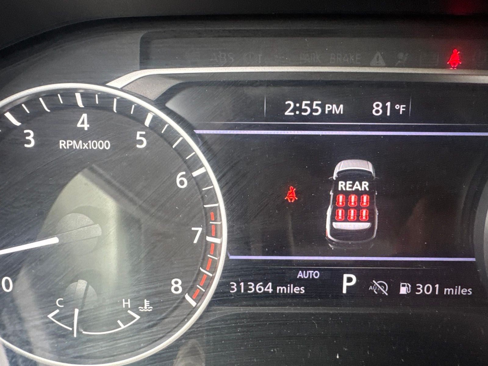 2025 Nissan Pathfinder SV