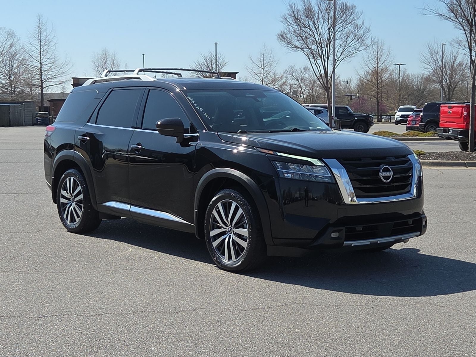 2022 Nissan Pathfinder Platinum