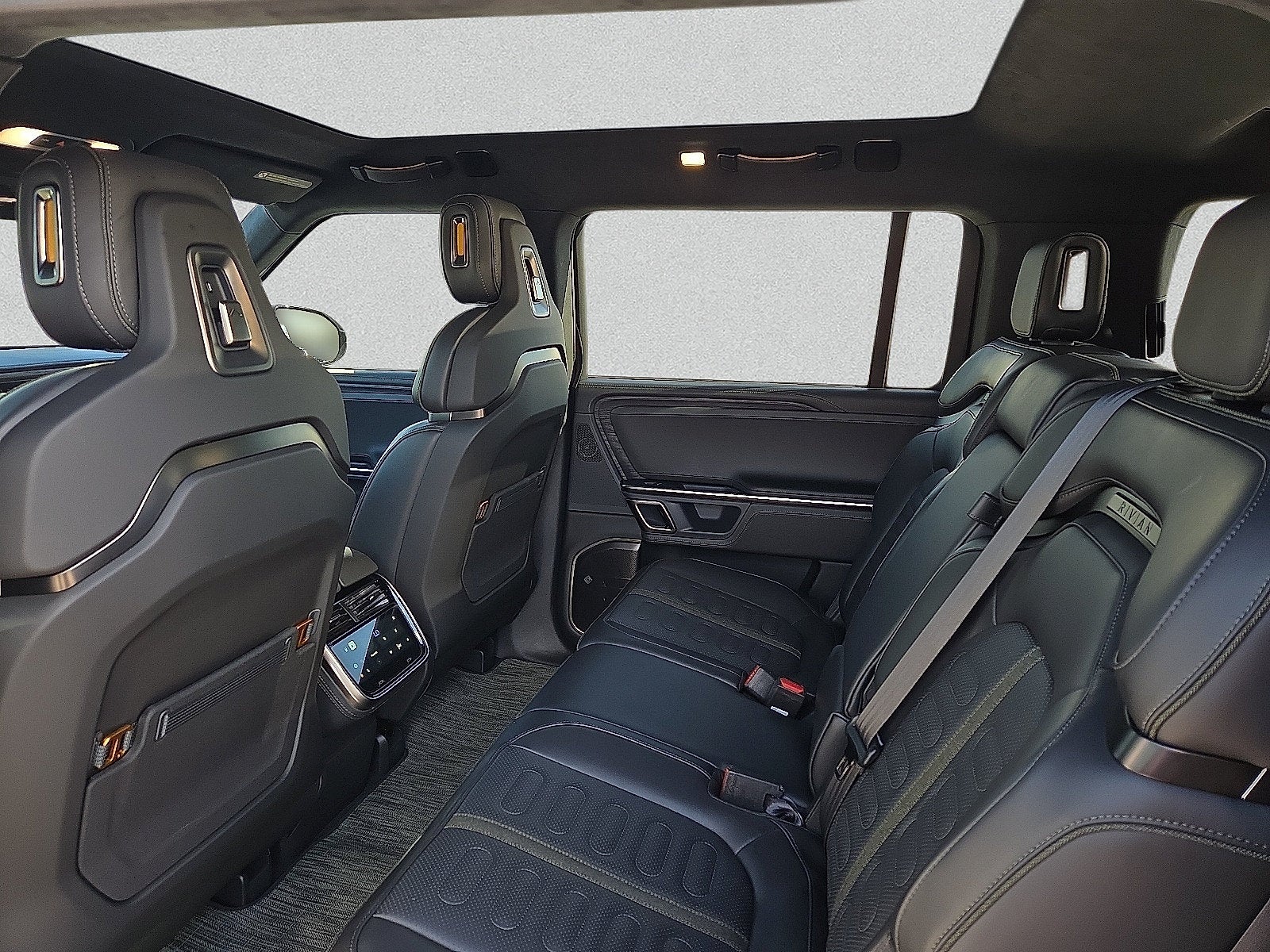 2024 Rivian R1S Adventure Quad Motor Large Pack