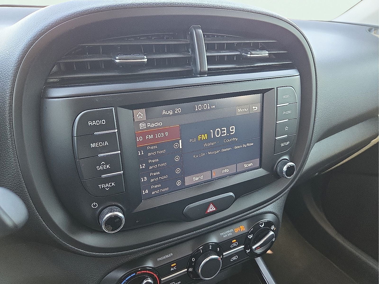 2020 Kia Soul GT-Line