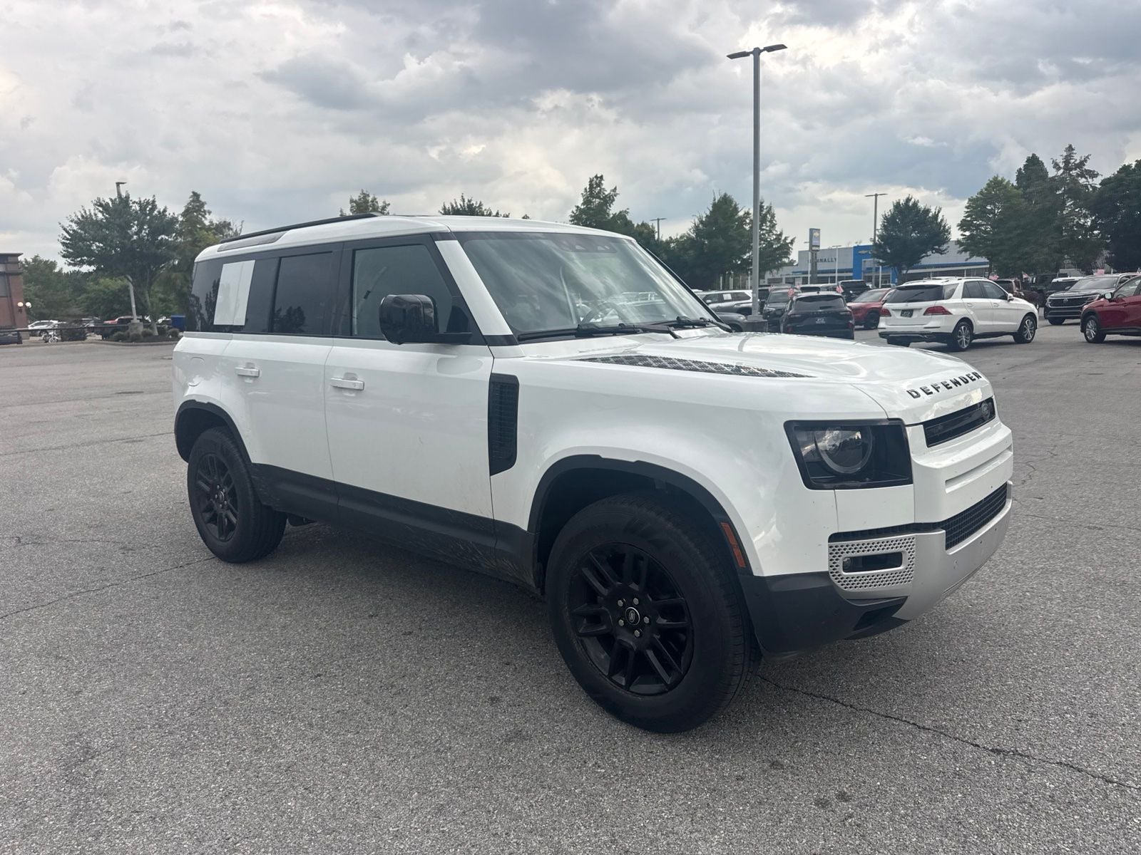 2025 Land Rover Defender 110 S