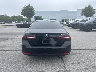 2024 BMW 5 Series 530i