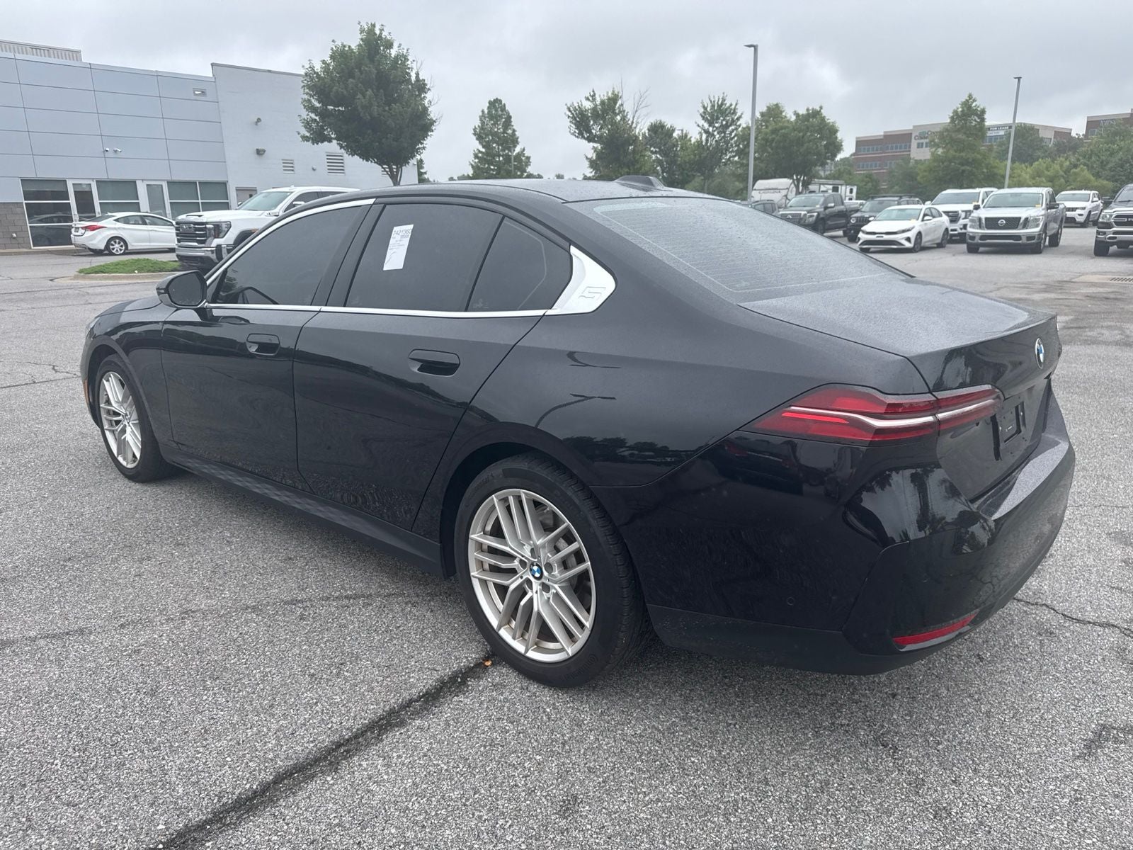 2024 BMW 5 Series 530i