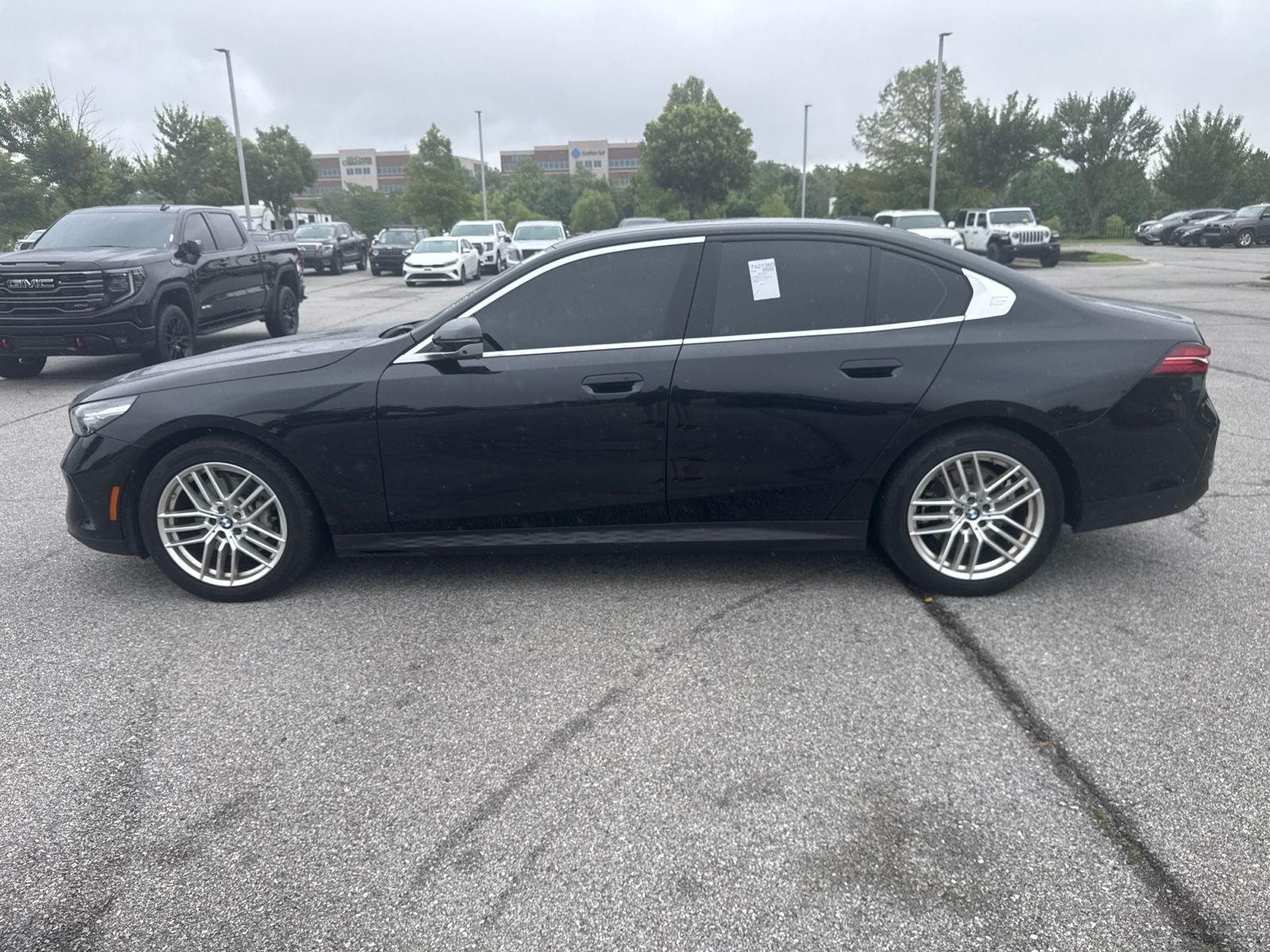 2024 BMW 5 Series 530i