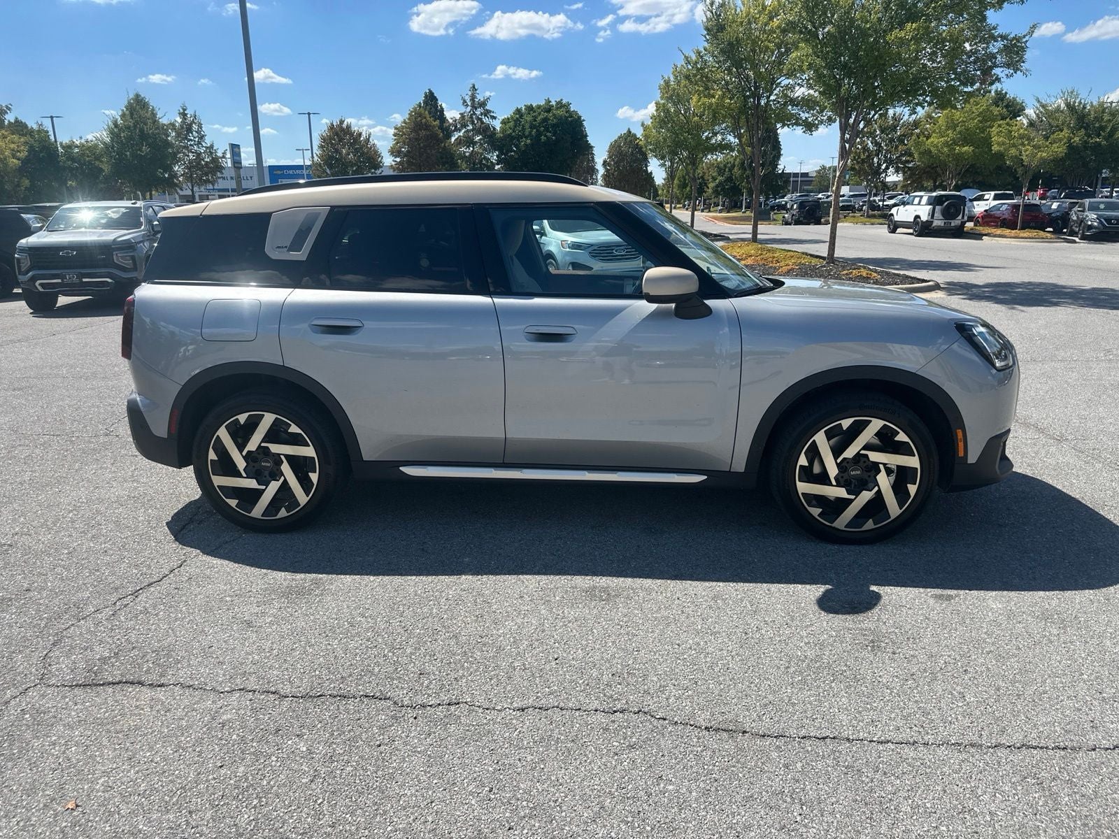 2025 MINI Cooper S Countryman Iconic