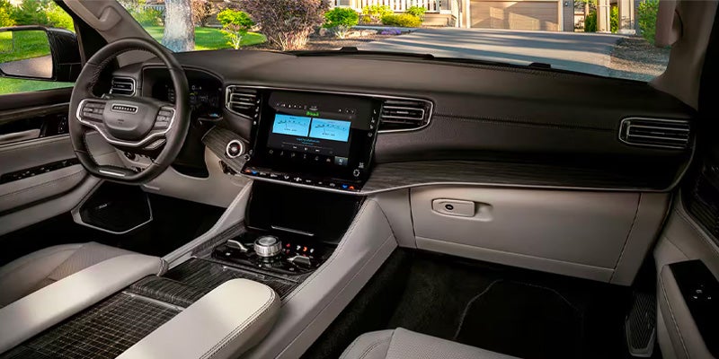 2025 Jeep Wagoneer interior space